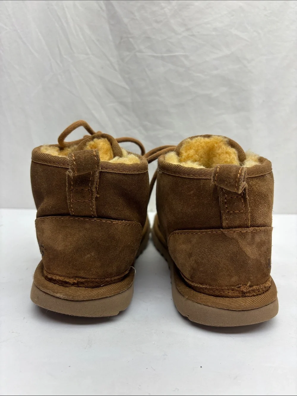 UGG kids Suede Lace-Up Ankle Boots, SZ 3 little boy, box 3 G